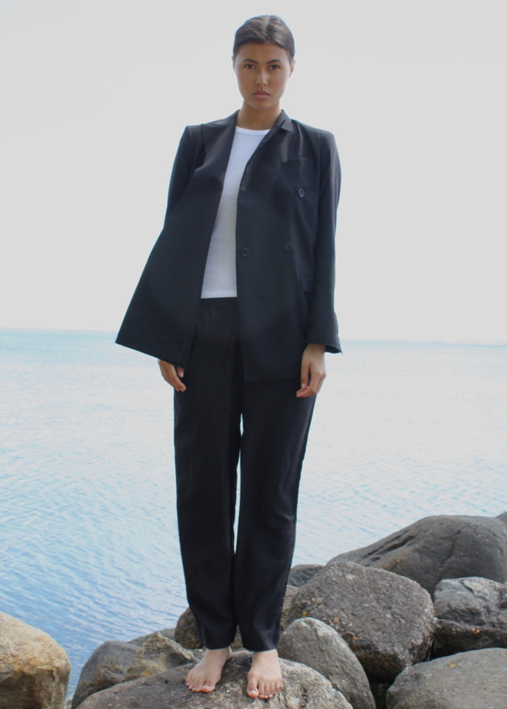 Dakota Blazer & Billie Pants - i i collective 